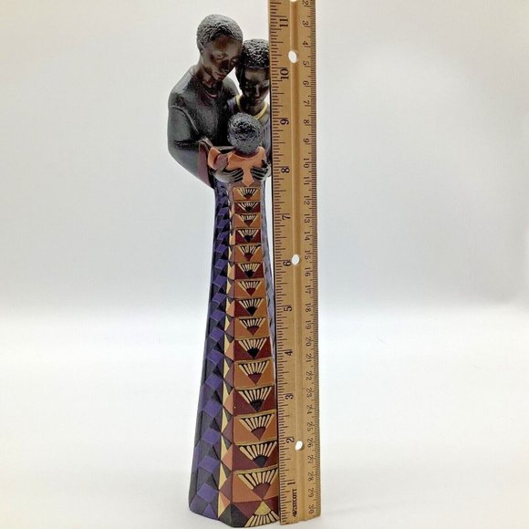 Mahogany Princess, "Eyes of the Future" Figurine - Picture 10 of 12